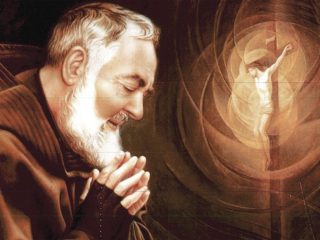 Quod quidem Rosarii preces petere potens Padre Pio difficile est gratia