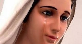 Oddanost Panně Marii: poselství a prosba slzy Panny Marie