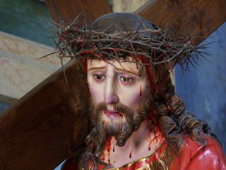 ده قول عیسی مسیح برای فداکاری در چهره مقدس
