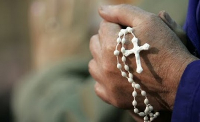Un rosario para obtener gracias especiales y liberar muchas almas del purgatorio