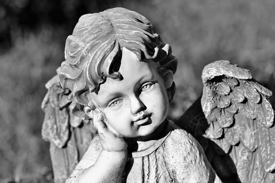 Angelologija: Znaju li anđeli vaše tajne misli?