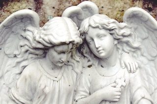 Angelologia: Di cosa sono fatti gli angeli?
