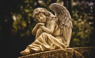 35 fatti che potrebbero sorprenderti degli angeli nella Bibbia