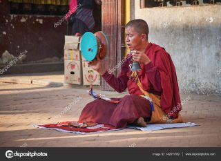 תפקיד השירה בבודהיזם
