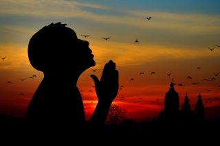 Devozioni: le giaculatorie, piccole preghiere da dire in ogni momento