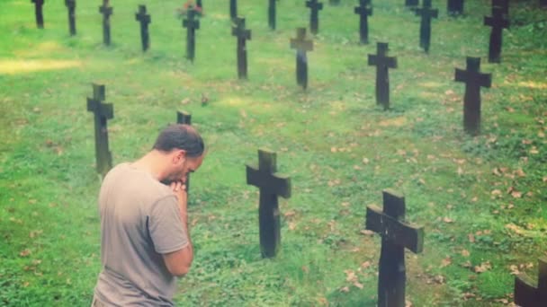 Odpust zupełny: odwiedź cmentarz i módl się za zmarłych