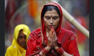 Relixión Mundial: As 4 etapas da vida no hinduísmo