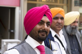 Dlaczego Sikhowie noszą turbany?