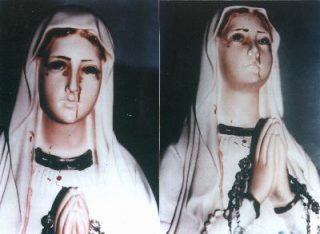 Patung Madonna menangis darah manusia. Foto itu tersebar di seluruh web