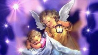 Ангели-охоронці та сон: як вони спілкуються та як вони нам допомагають
