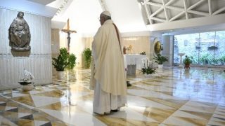 Papež moli za brezposelne. Duh povečuje razumevanje vere