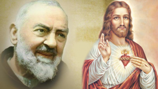 Aziz Pio'nun okuduğu Kutsal Kalbe Çelenk