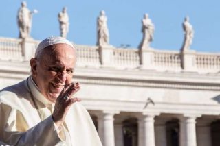 Påven Francis utser en ny personlig sekreterare