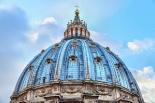Vaticaan: Dopen toegediend "in naam van de gemeenschap" zijn niet geldig