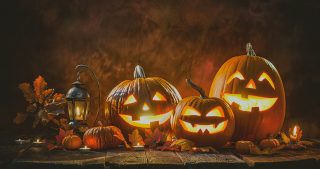 Das Oberhaupt der Kirche Satans enthüllt die Halloween-Party "Der Geburtstag des Teufels".