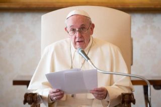 पोप फ्रान्सिसले अर्जेन्टिनी महिलालाई कानुनी गर्भपातको विरोध गर्न प्रोत्साहित गर्छ