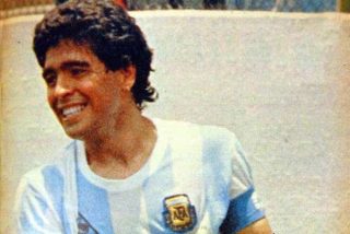 Ipse ambit orationis post mortem Diego de Maradona