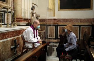 Kardinalen støtter telefonisk den "sannsynlige ugyldigheten" av tilståelsen