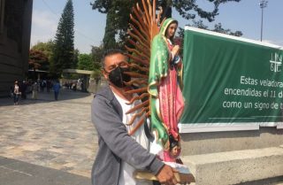 Ukuzitika okuphelele okunikezwe uPapa Francis ngokuzinikela ku-Our Lady of Guadalupe