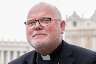 Majlis Ekonomi membincangkan dana pencen Vatikan