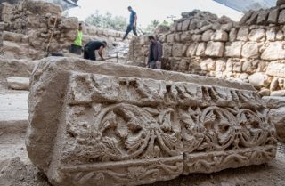 Baie rituală evreiască datând din timpul lui Isus găsită în Grădina Ghetsimani