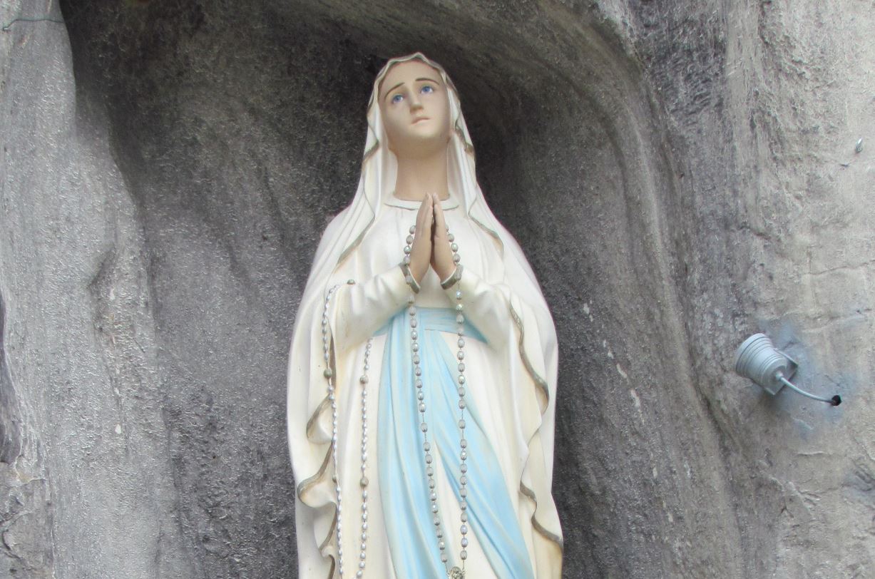 Madonna di Lourdes: 2 Febbraio, Maria fa parte della vita di Crìsto in noi