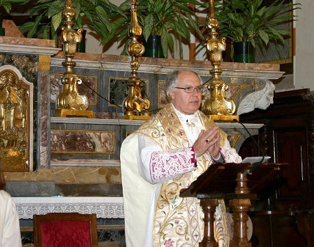 Don Nino: Katolika Katolika ya zama bishop na Orthodox