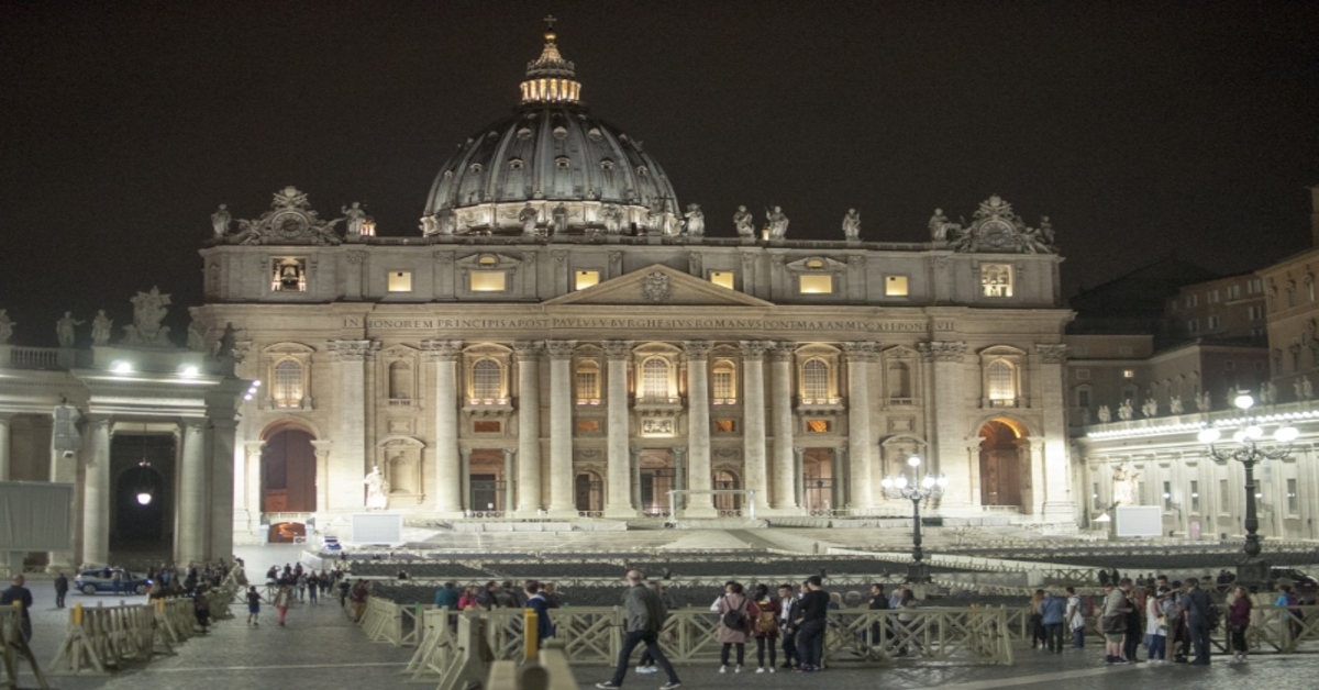 O papa Francisco modifica o código penal do Vaticano