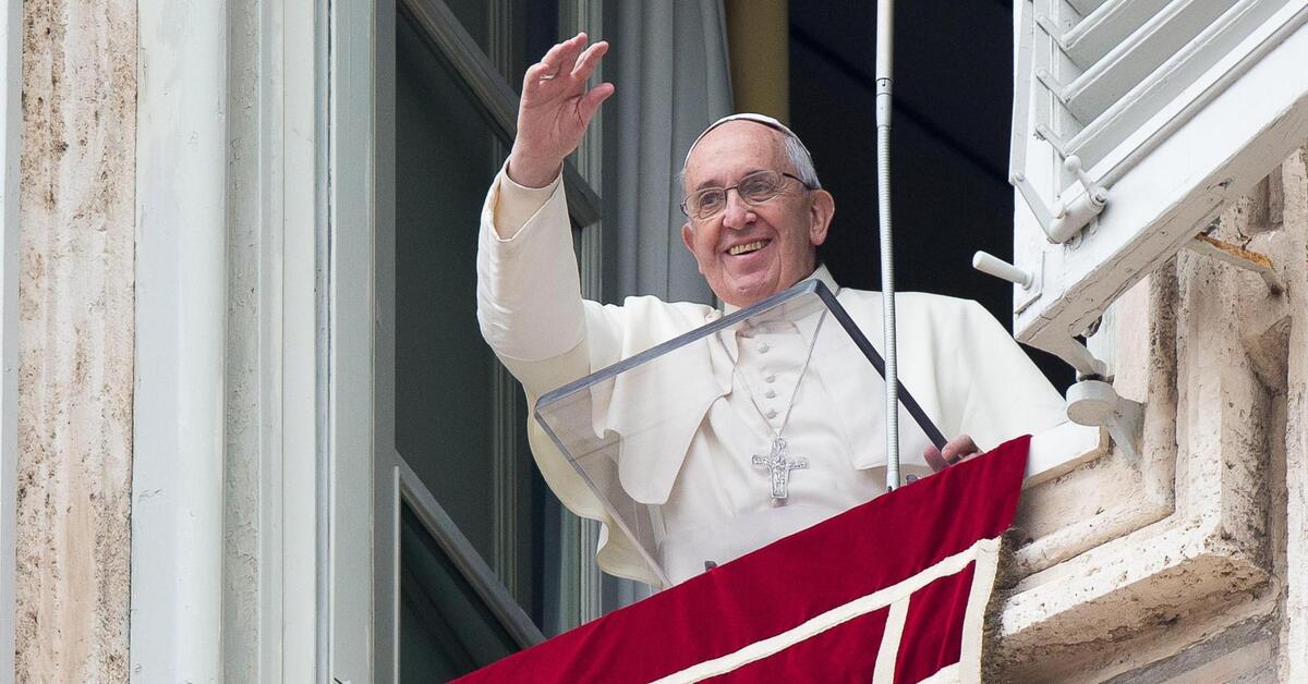 Mpaghara edo edo na Lazio: akwụkwọ ndụ akwụkwọ ndụ maka Pope Francis ’Angelus