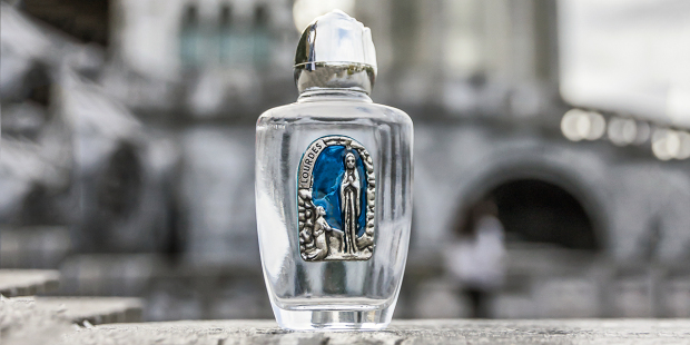 Kristal ajaib air Lourdes: inilah yang diberitahu oleh ahli biologi