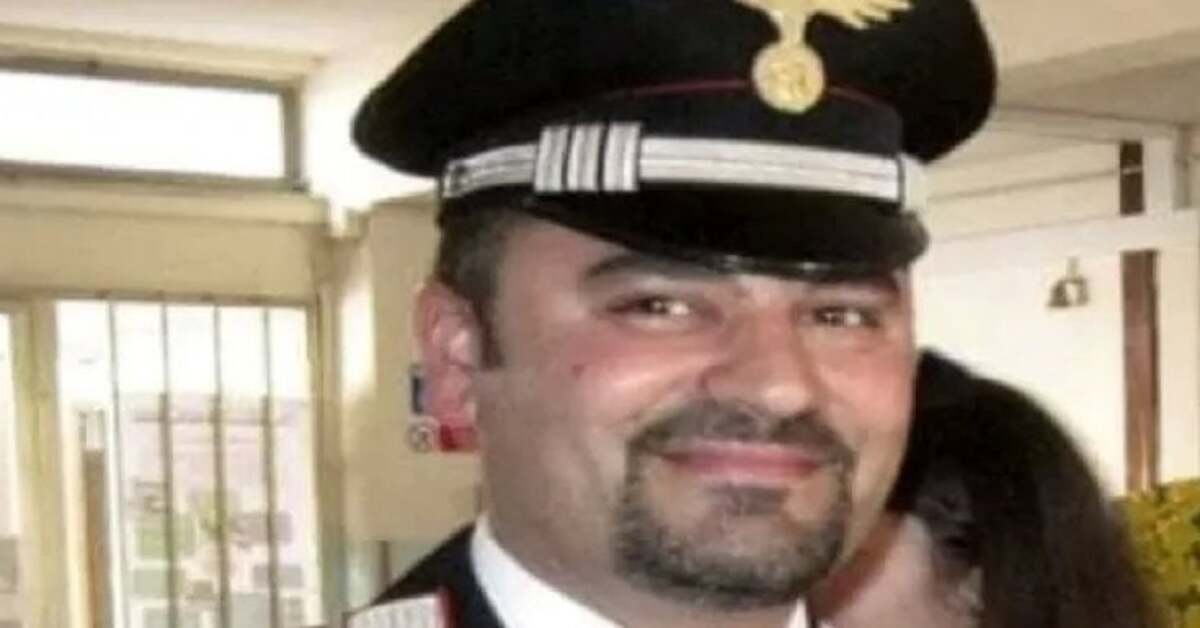 Carabinieri မာရှယ်ကွယ်လွန်သွား Covid အမှု