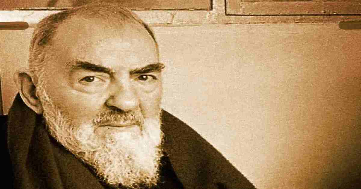 Fahagagana an'i Padre Pio: "nahita moanina teo amin'ny efitrano fandidiana aho"