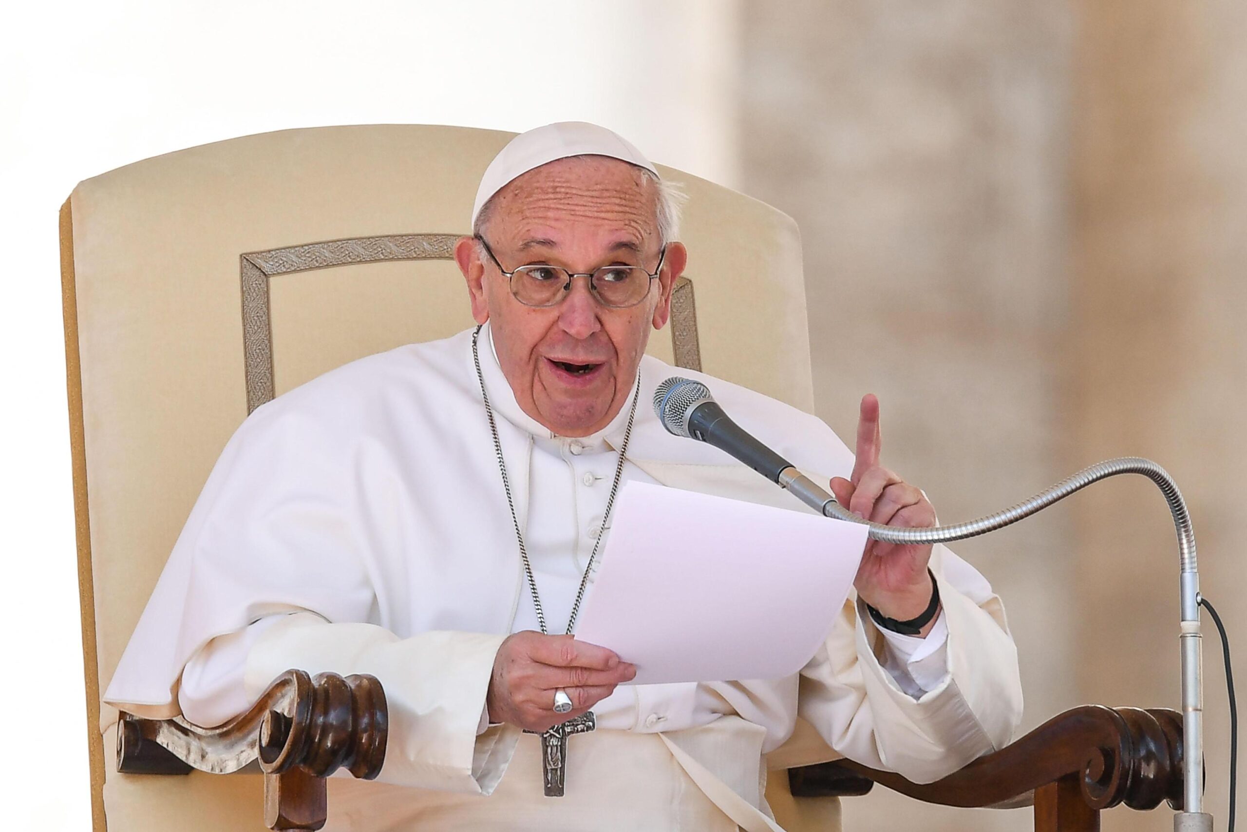 Папа Франциск: «Мен бостандықтың не екенін түсіндіремін»