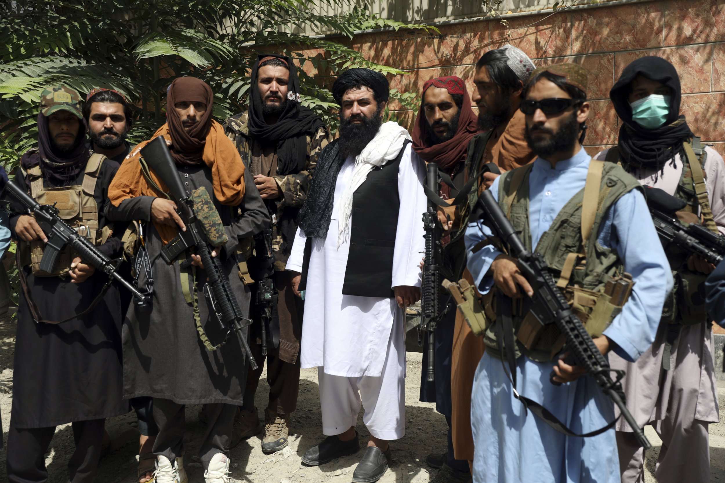 "तालिबान के पास पता लगाने और मारने के लिए ईसाइयों की एक सूची है"