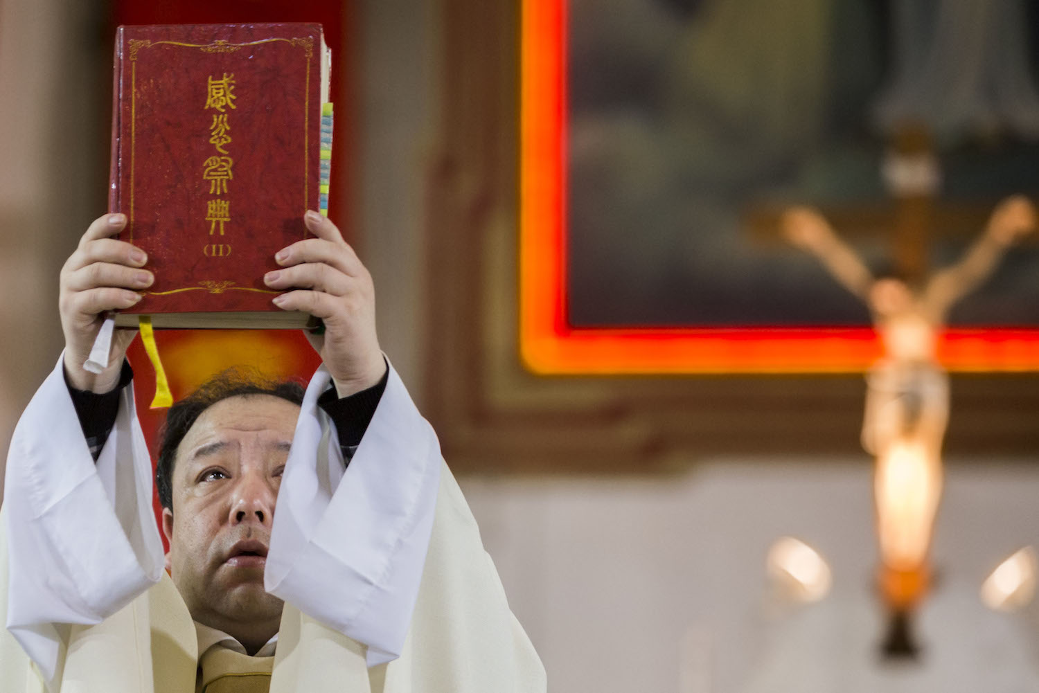 Ing China, wong-wong Kristen kepeksa ndedonga supaya prajurit Komunis sing tiwas