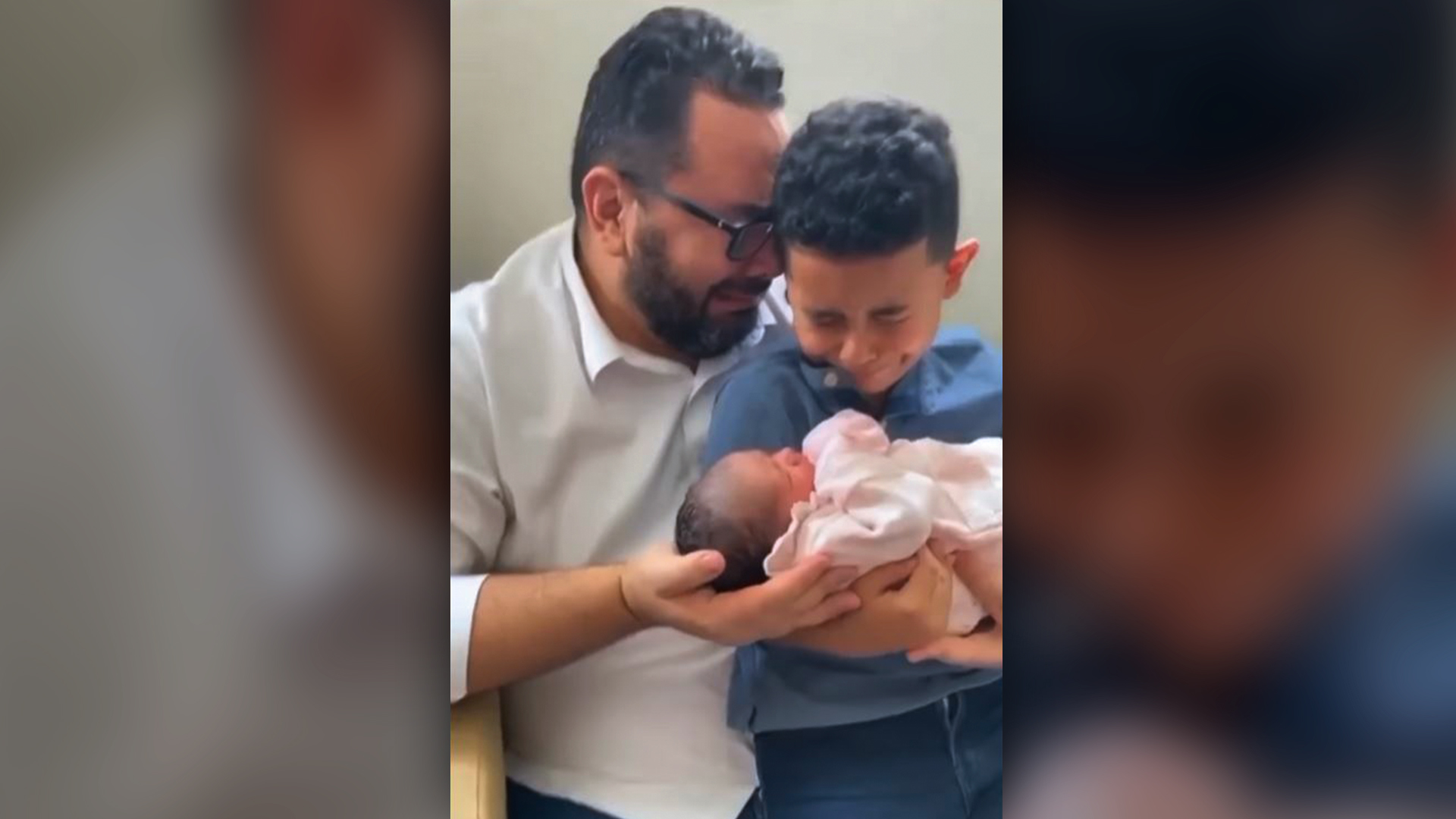 Guarda il video di un padre in lacrime quando nasce la sua bambina perché è un “miracolo”