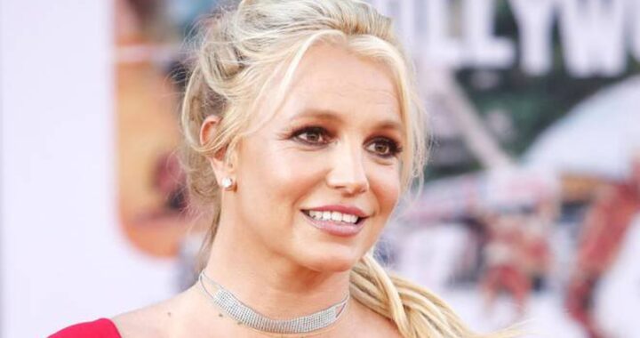 Britney Spears ak lapriyè: "Mwen pral eksplike poukisa li enpòtan pou mwen"