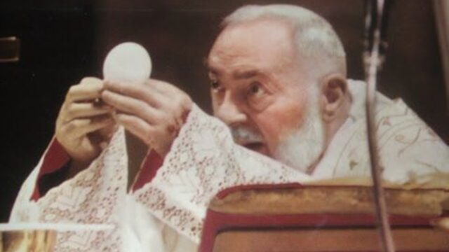 Padre Pio va o'g'lining javobining mo''jizasi