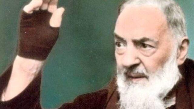Padre Pio: ọrụ ebube nke chestnuts