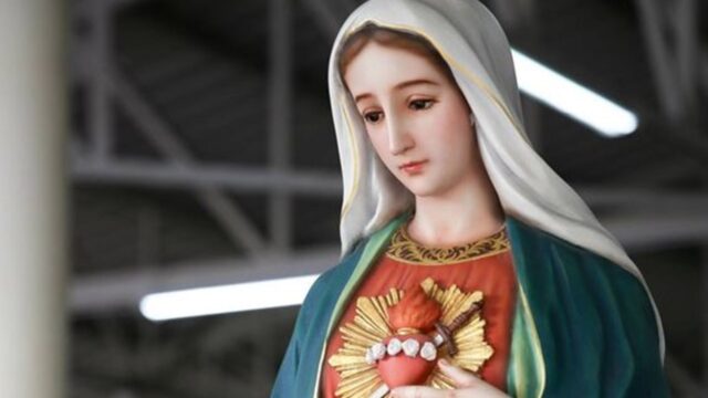 Amụma nke Virgin Mary na Hrushiv, banyere akara aka nke Ukraine ndị mmadụ