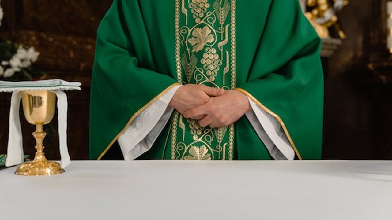sacerdote