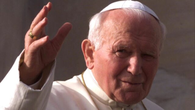 Mohalaleli John Paul II le thapelo e eang ho Mofumahali oa rona oa Assumption