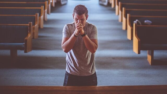 Varför det är viktigt att be till Gud varje morgon
