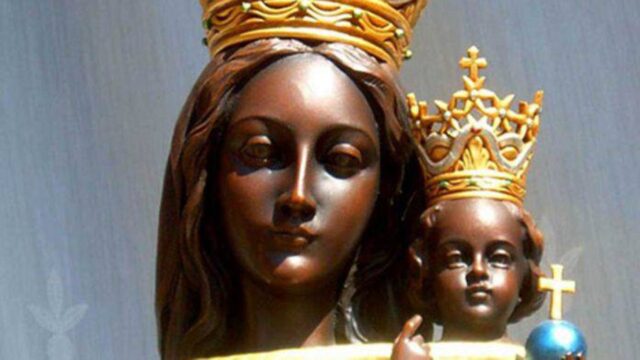 Per què la Mare de Déu de Loreto té la pell fosca?
