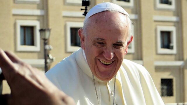 Папата Франциско зборува за војната „Тоа е пораз за сите“ (видео за молитва за мир)