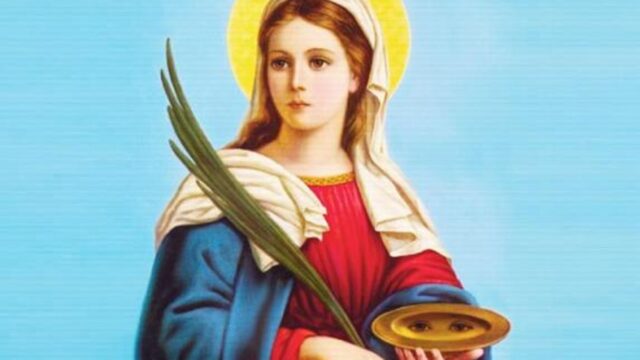 ການອະທິຖານແລະເລື່ອງຂອງ Saint Lucia martyr ຜູ້ທີ່ເອົາຂອງຂວັນມາໃຫ້ເດັກນ້ອຍ