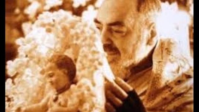 Padre Pio na njikọ miri emi na mmụọ ekeresimesi