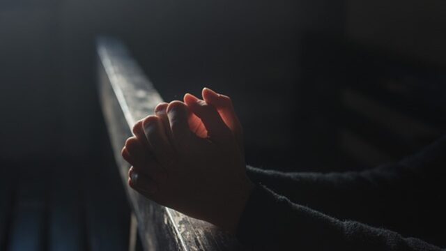 La pregària en el silenci de l'ànima és un moment de pau interior i amb ell acollim la gràcia de Déu.