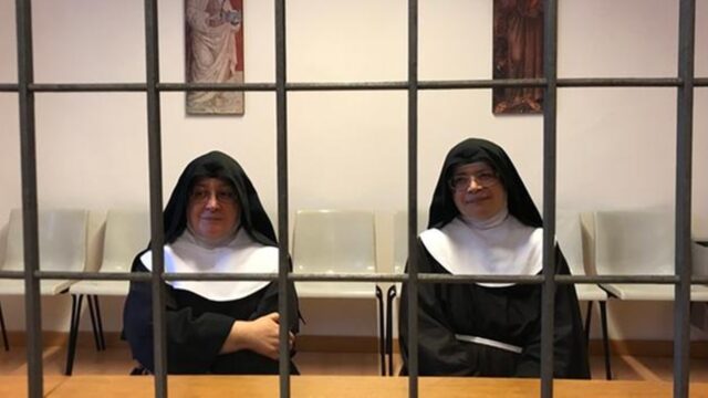Izgaranın ötesinde, bugün manastırdaki rahibelerin hayatı