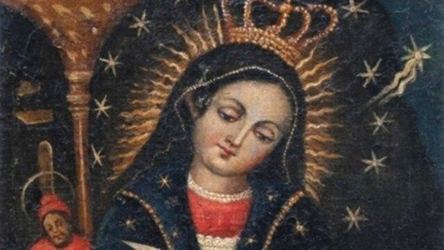 Gambar saka Virgin Mary katon kanggo kabeh wong nanging ing kasunyatan niche kosong (Apparition of the Madonna in Argentina)